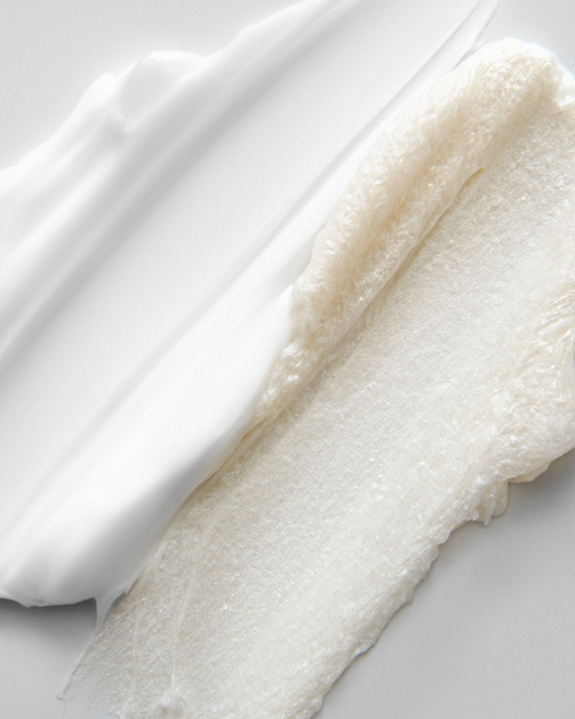 The Difference Between a Balm and a Moisturizer (And Why It Matters on Tretinoin)
